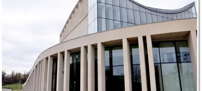 listopad: architektura współczesna