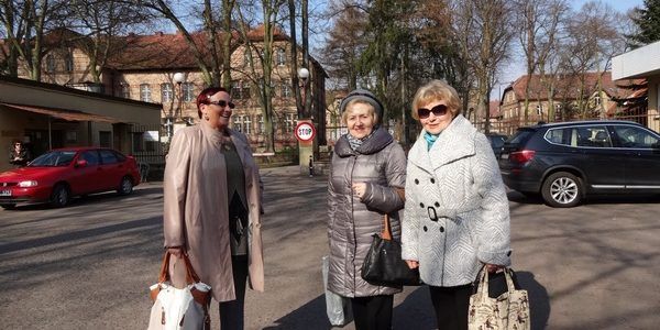 Uśmiech wędruje daleko