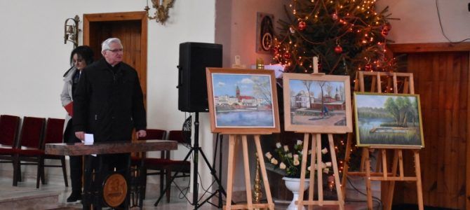 Nad światem cicha noc